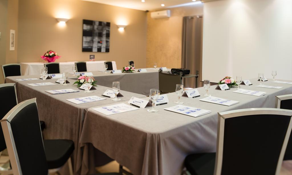 Hôtel Ariane Istres Buitenkant foto